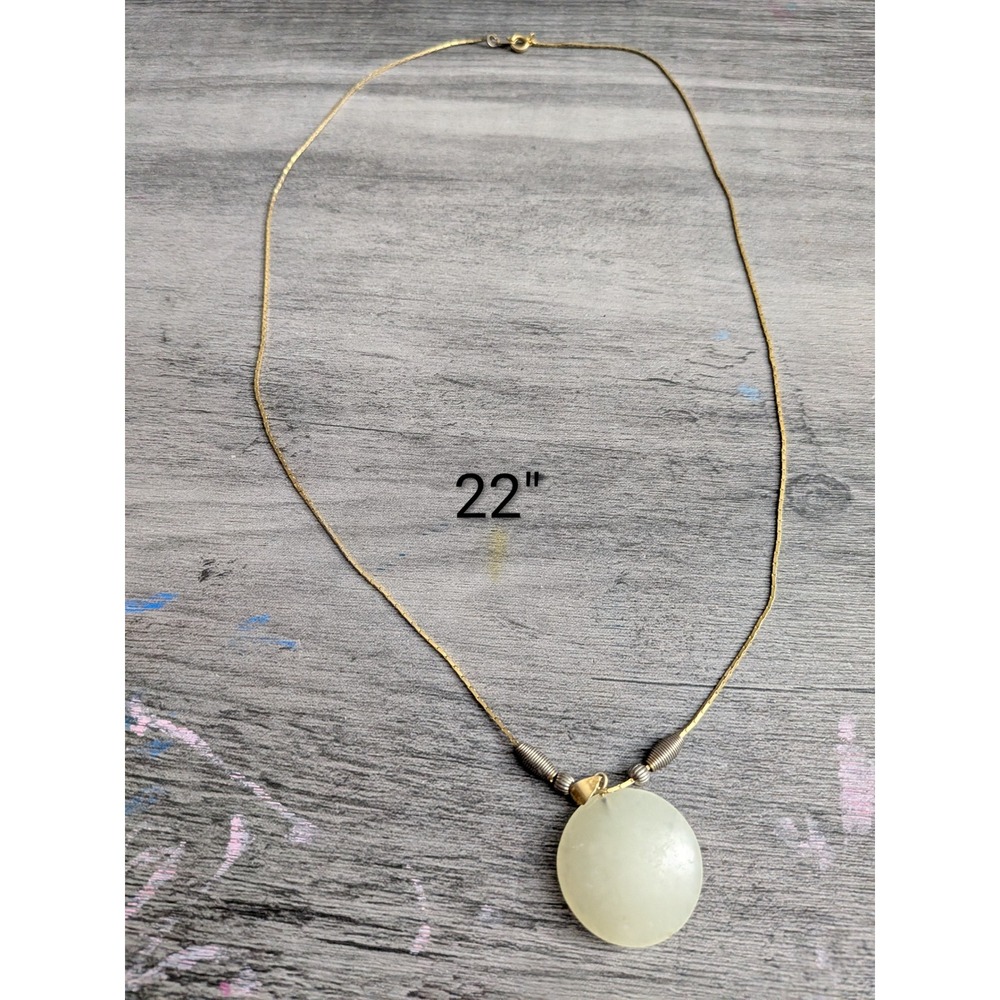 Vintage Gold Tone Snake Chain Necklace Pale Green Round Stone Pendant 22 Inch